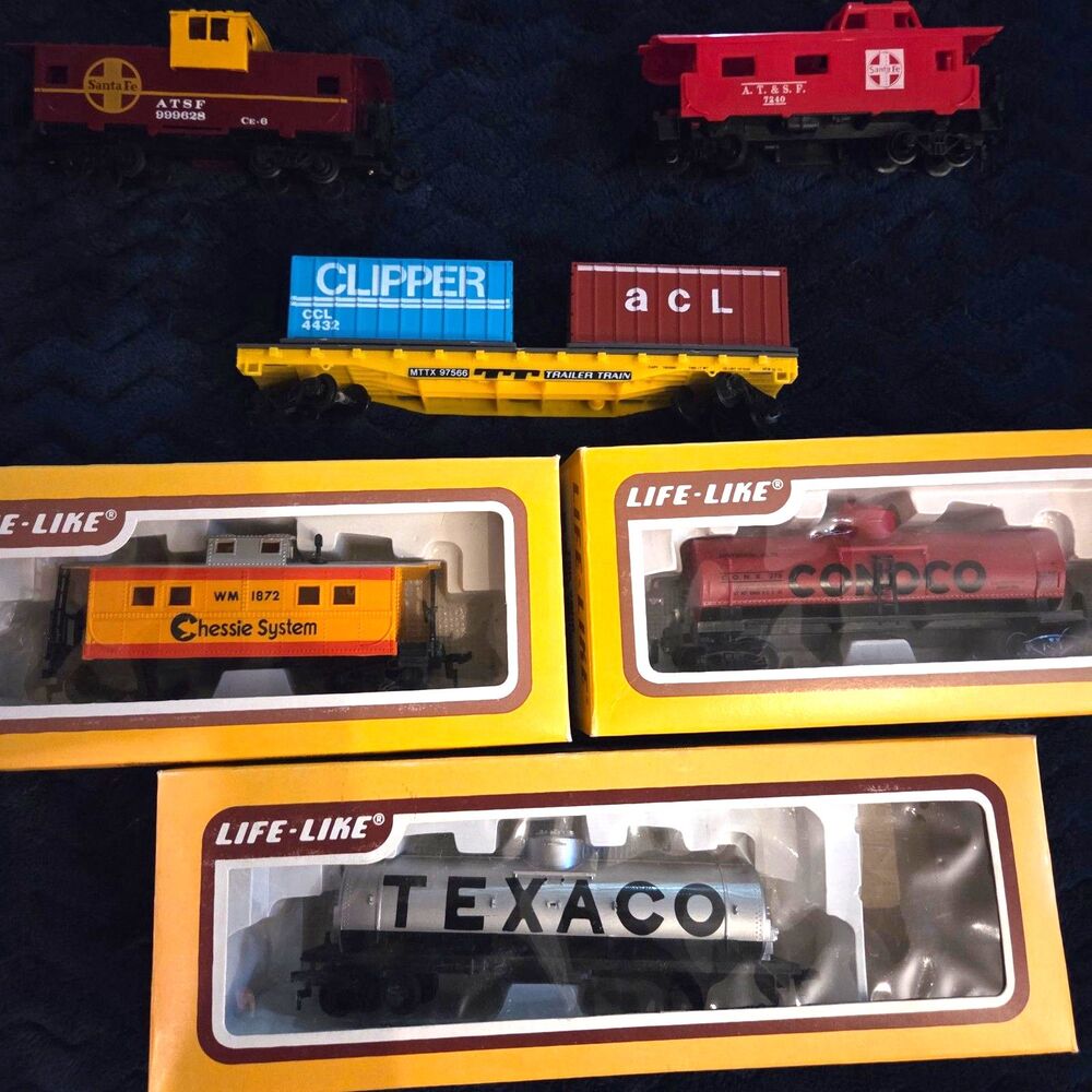 Model Railroad Trains HO Scale Locomotive Rolling Stock Lot Bachmann Lifelike - Picture 4 of 7